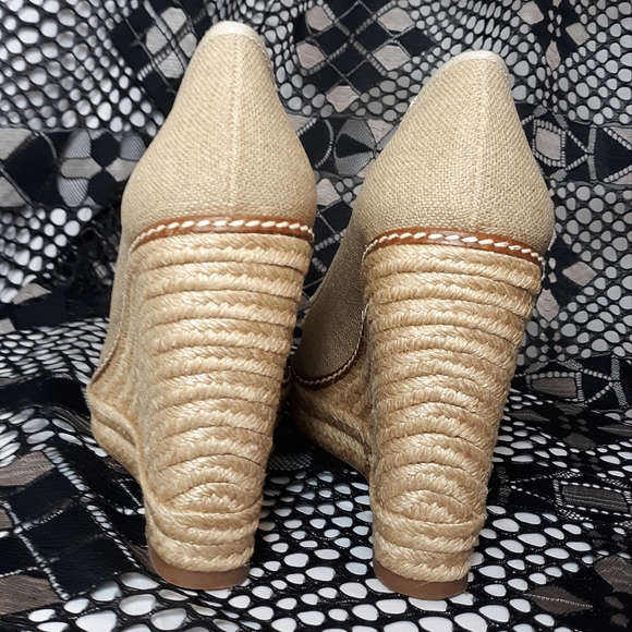Tory Burch Beige Wedges - Final Price - Picture 4 of 7